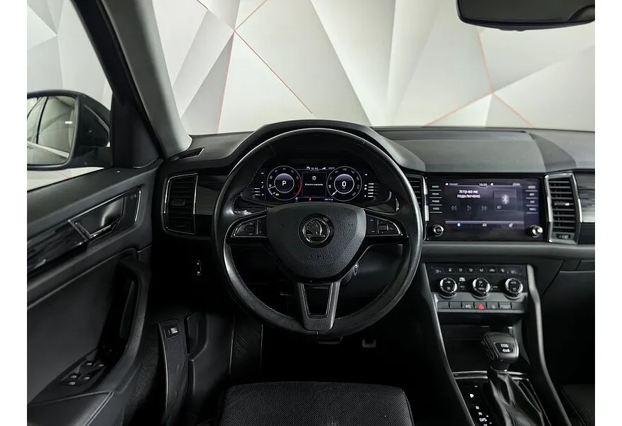 Skoda Kodiaq 2.0 TSI DSG 4X4 (180 л.с.) Зеленый в АВИЛОН. Слайд №20