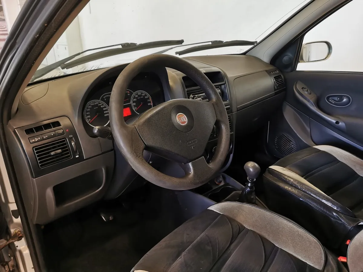 Fiat Albea 1.4 MT (77 л.с.) Серебристый в АВИЛОН. Слайд №16