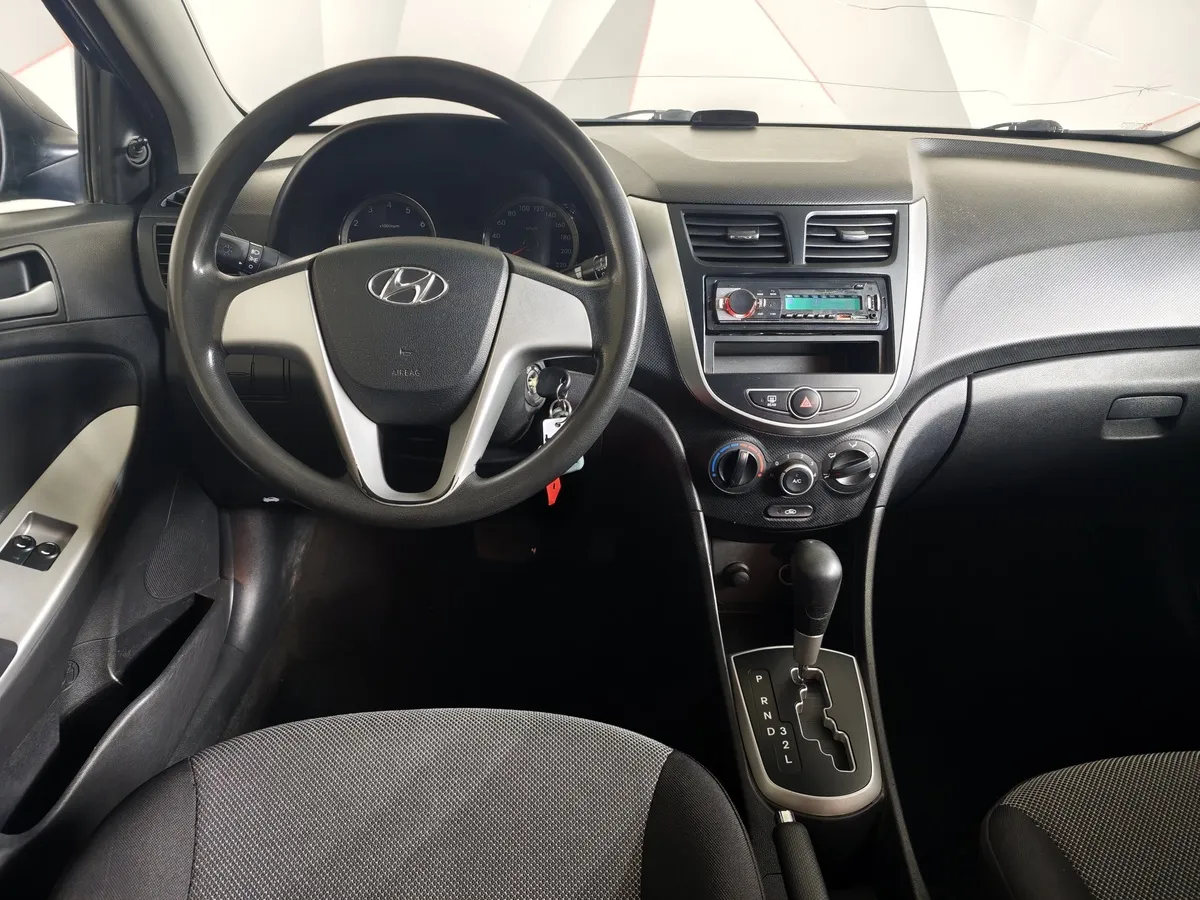 Hyundai Solaris 1.6 AT (123 л.с.) Comfort Синий в АВИЛОН. Слайд №20