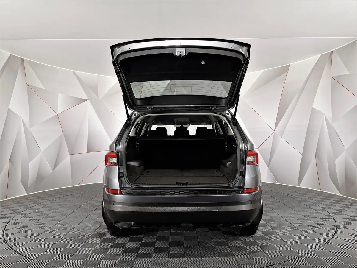 Skoda Kodiaq 1.4 TSI DSG (150 л.с.) Серый в АВИЛОН. Слайд №11