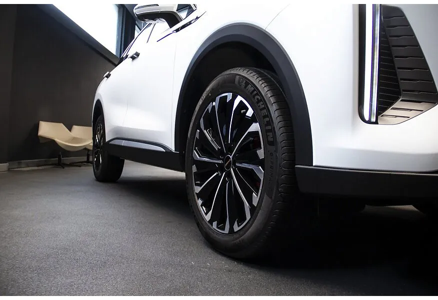 EXEED RX 2.0T DCT 4WD (197 л.с.) Urban Белый в АВИЛОН. Слайд №11