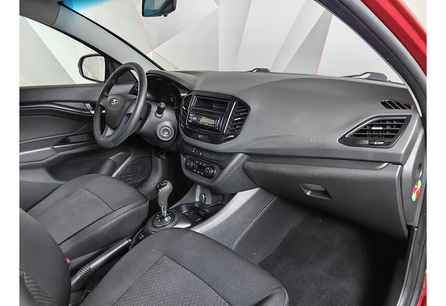 ВАЗ (Lada) Vesta 1.6 CVT (113 л.с.) GFL11-51-000 Comfort Красный в АВИЛОН. Слайд №13