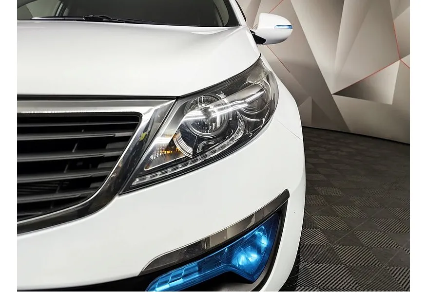 АВИЛОН - Kia Sportage 2.0 AT (150 л.с.) Белый - slide 15