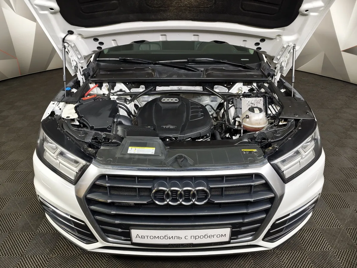 Audi Q5 L 40 TFSI S tronic quattro (249 л.с.) Белый в АВИЛОН. Слайд №11