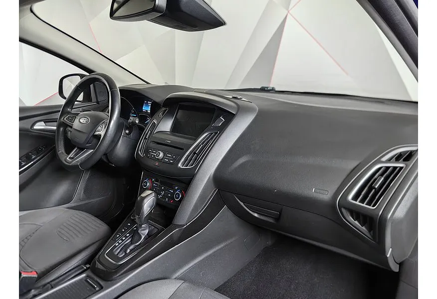 Ford Focus 1.5 EcoBoost AT (150 л.с.) Titanium Синий в АВИЛОН. Слайд №13