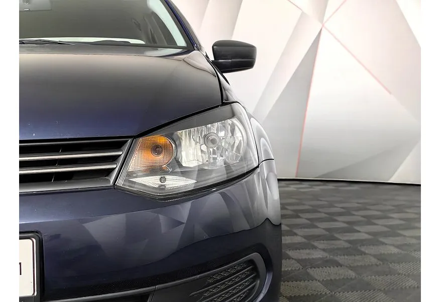 Volkswagen Polo 1.6 Tiptronic (105 л.с.) Comfortline Синий в АВИЛОН. Слайд №9