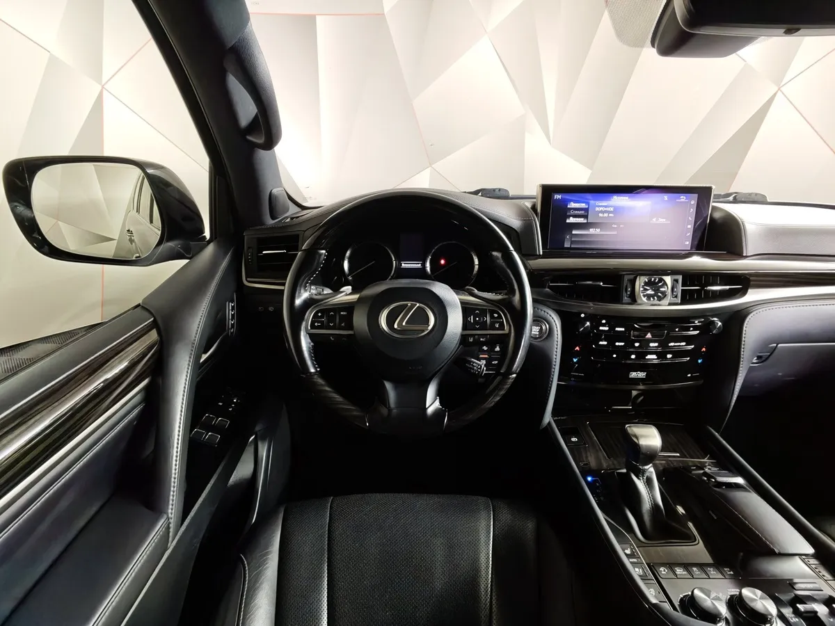Lexus LX 450d AT (272 л.с.) Черный в АВИЛОН. Слайд №20