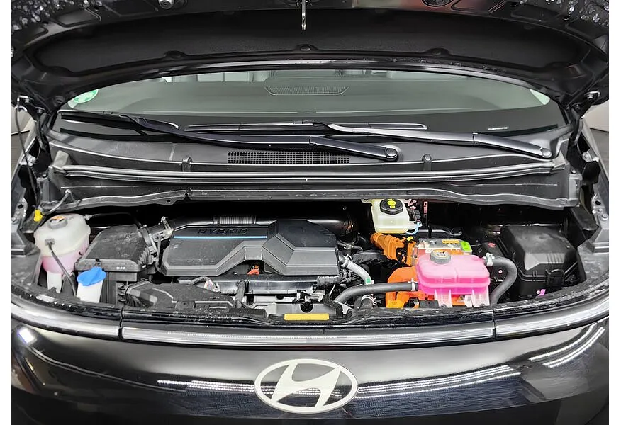 Hyundai Staria 1.6h 6AT 2WD (245 л.с.) Family Черный в АВИЛОН. Слайд №11