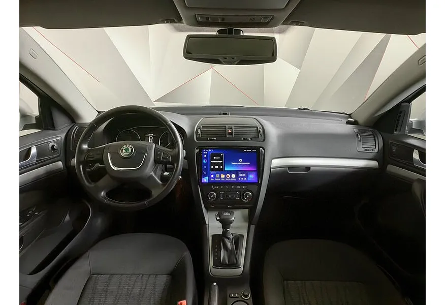 АВИЛОН - Skoda Octavia 1.8 TSI AT (152 л.с.) Серый - slide 8