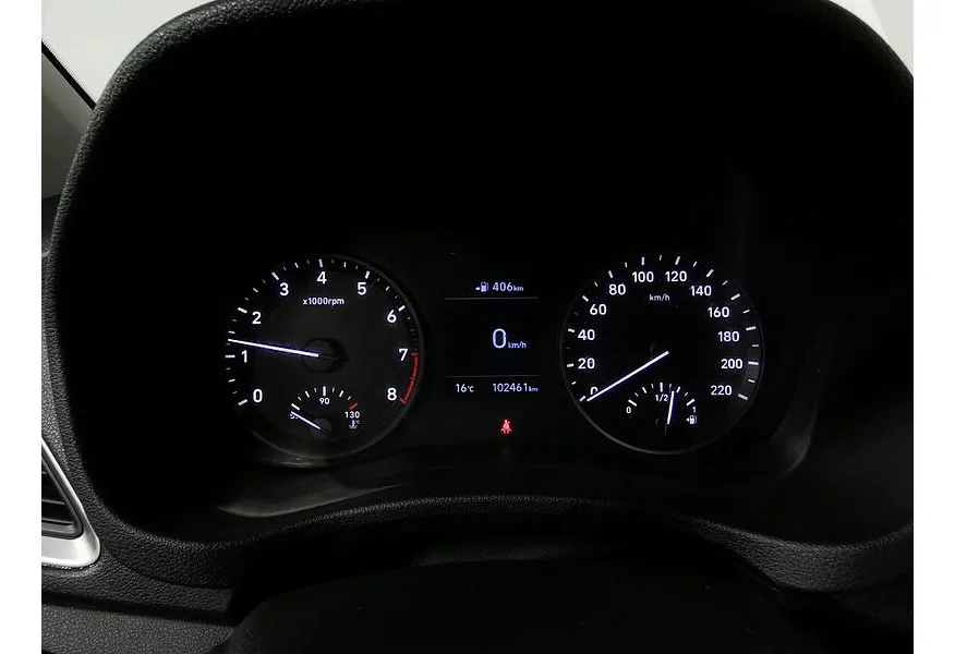 Hyundai Solaris 1.6 MT (123 л.с.) Family Белый в АВИЛОН. Слайд №18