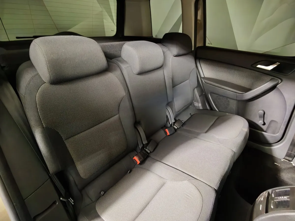 Skoda Yeti 1.8 TSI 4x4 DSG (152 л.с.) Коричневый в АВИЛОН. Слайд №16
