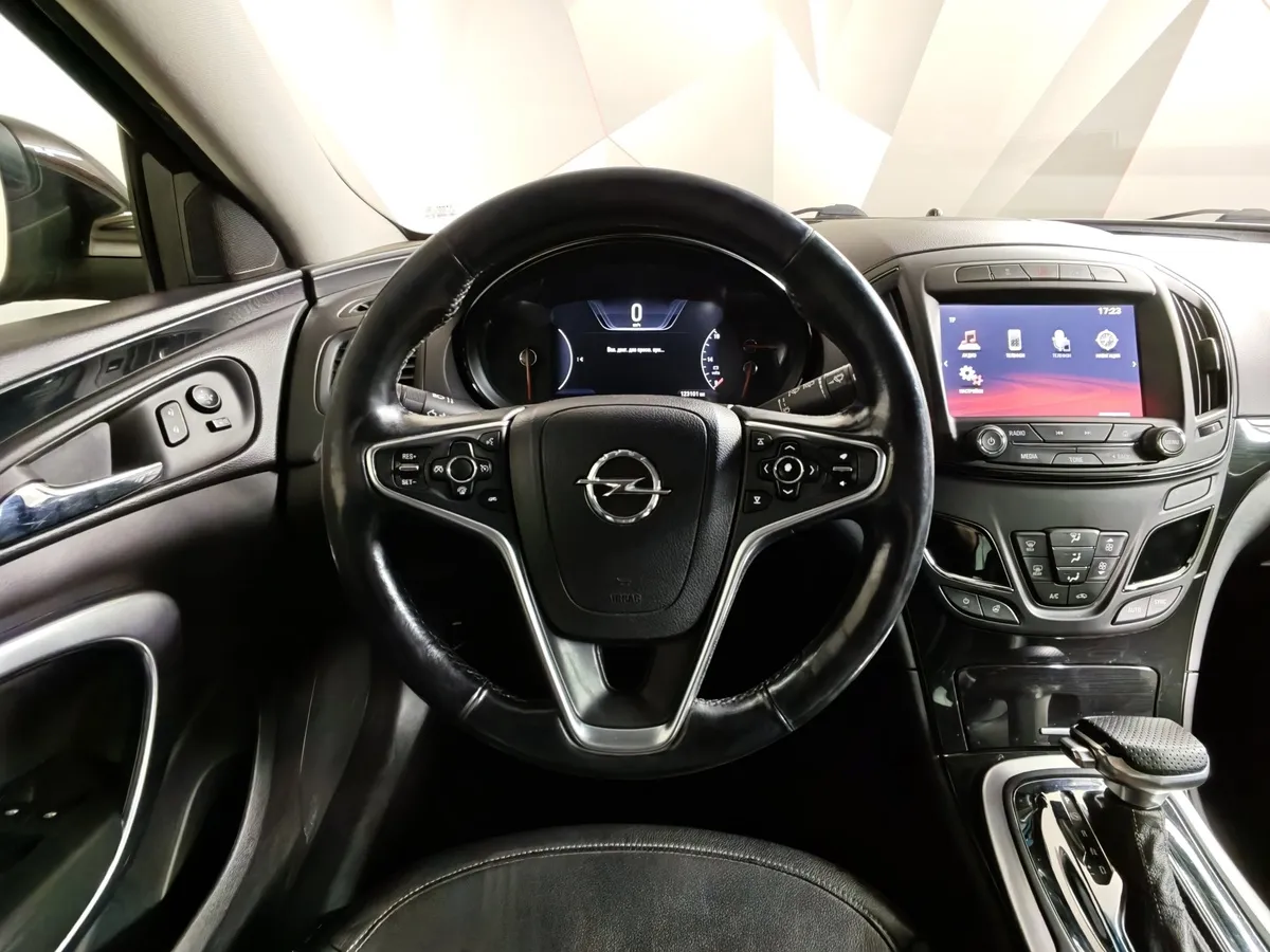 Opel Insignia 1.6 SIDI Turbo Ecotec AT (170 л.с.) Коричневый в АВИЛОН. Слайд №20