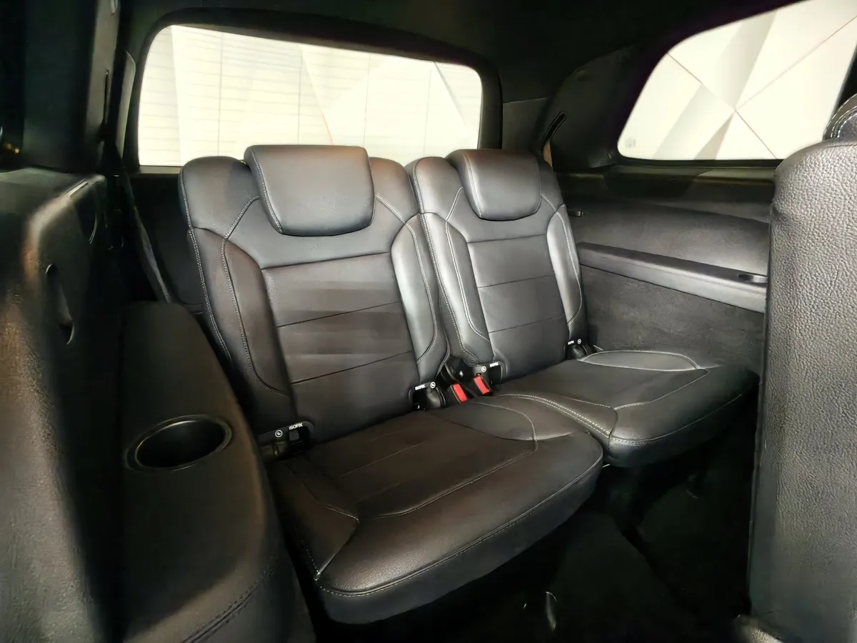 Mercedes-Benz GLS 350 d 4MATIC 9G-TRONIC (249 л.с.) Особая серия Черный в АВИЛОН. Слайд №28