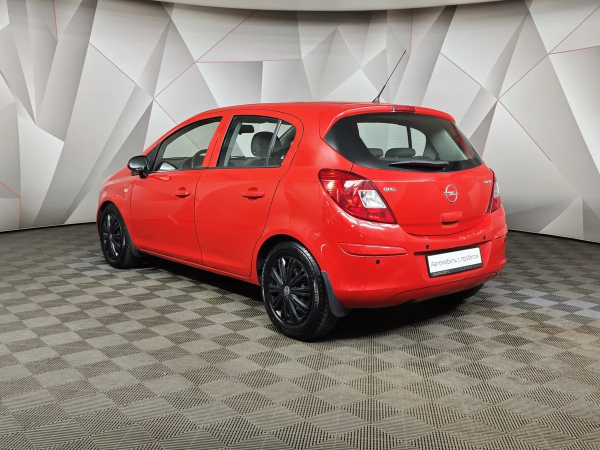 Opel Corsa 1.4 MT (90 л.с.) Красный в АВИЛОН. Слайд №4