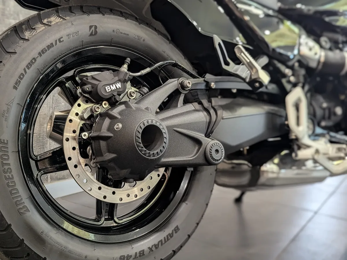 BMW Motorrad R 12 R 12 1200 см³ 1200 Черный в АВИЛОН. Слайд №8