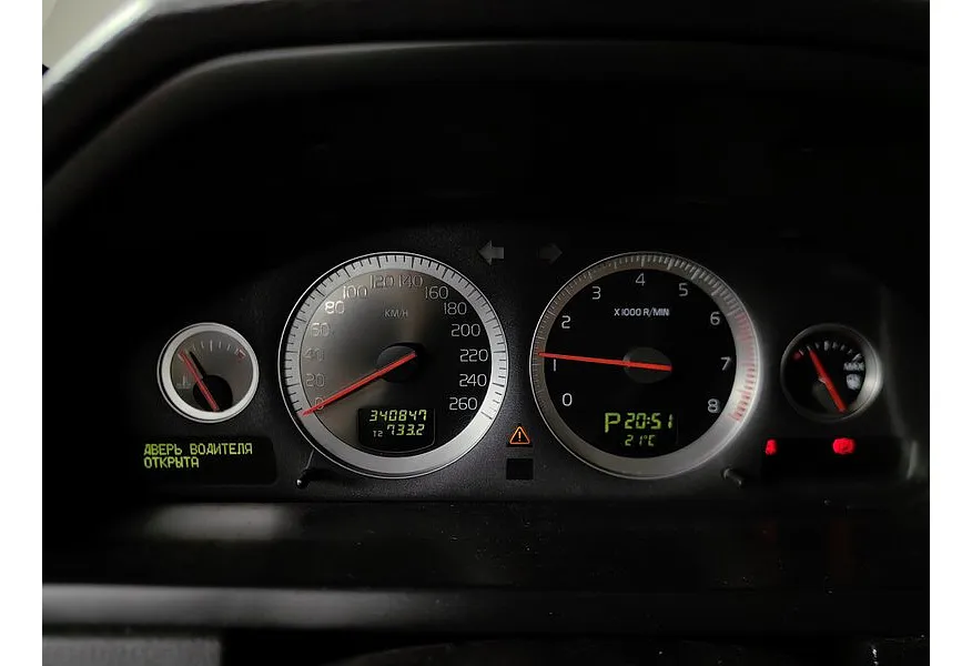 АВИЛОН - Volvo XC90 2.5 T5 Geartronic AWD (5 мест) (210 л.с.) Черный - slide 17