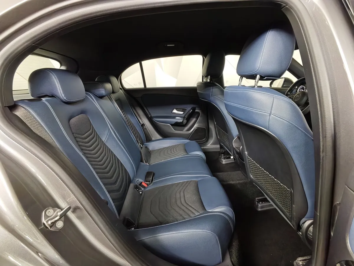 Mercedes-Benz A-Класс A 200 7G-DCT (150 л.с.) Style Серый в АВИЛОН. Слайд №14