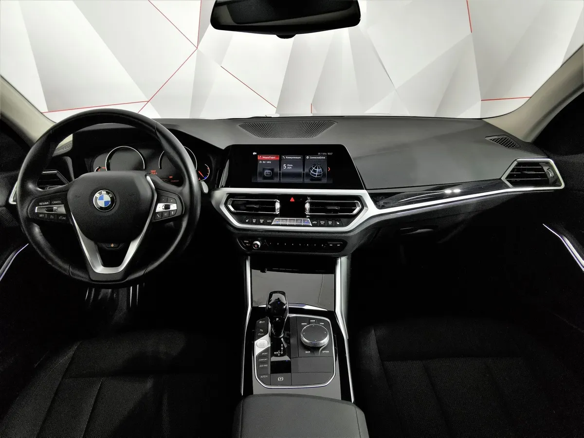 BMW 3 серия 318d Steptronic (150 л.с.) Черный в АВИЛОН. Слайд №9
