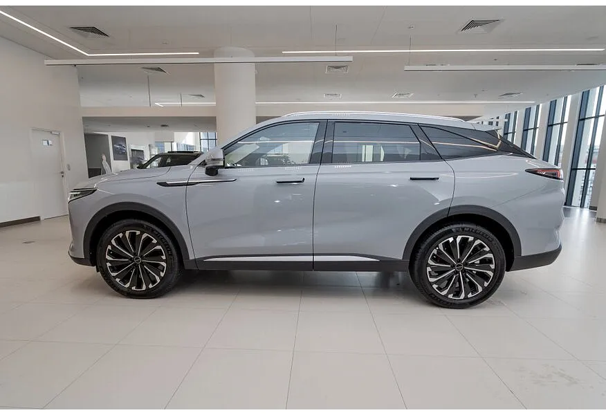 EXEED RX 2.0T 8AT 4WD (249 л.с.) Flagship Серый в АВИЛОН. Слайд №3