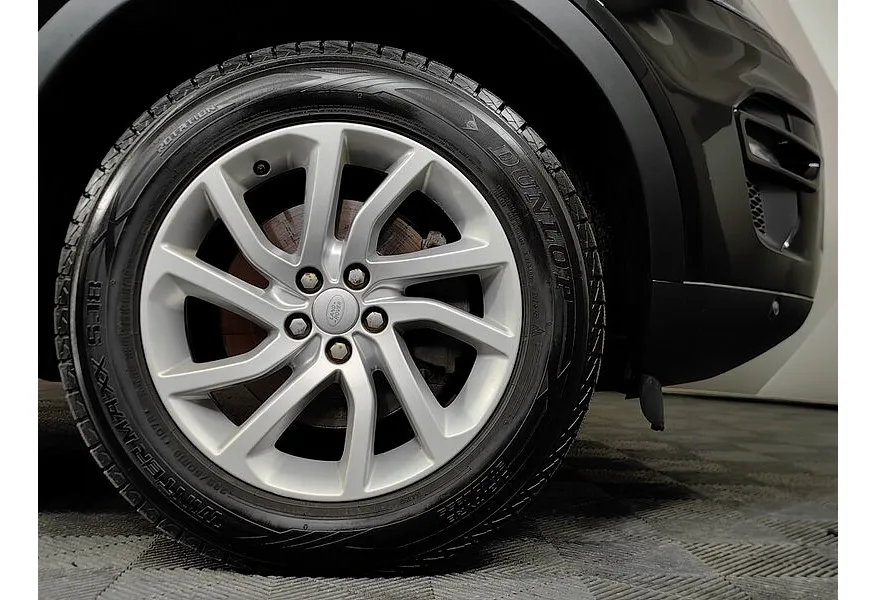 Land Rover Discovery Sport 2.0 TD4 AT AWD (150 л.с.) SE Черный в АВИЛОН. Слайд №9