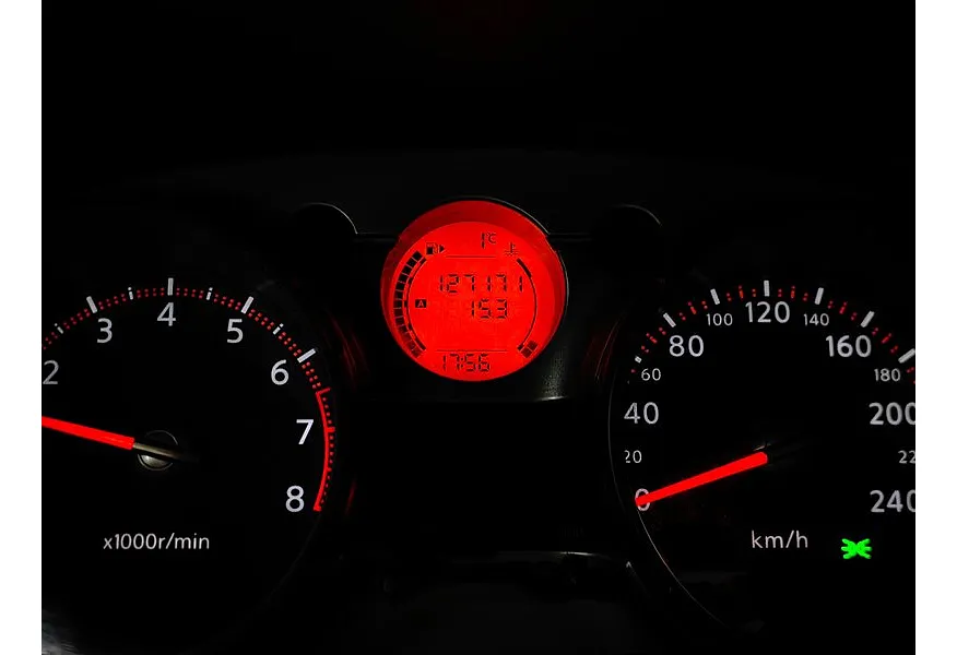 Nissan Qashqai 2.0 MT FWD (141 л.с.) Черный в АВИЛОН. Слайд №17