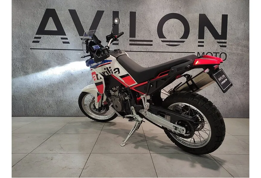 АВИЛОН - Aprilia Tuareg 660 659 см³ (47 л.с.) (47) 659 Белый - slide 4