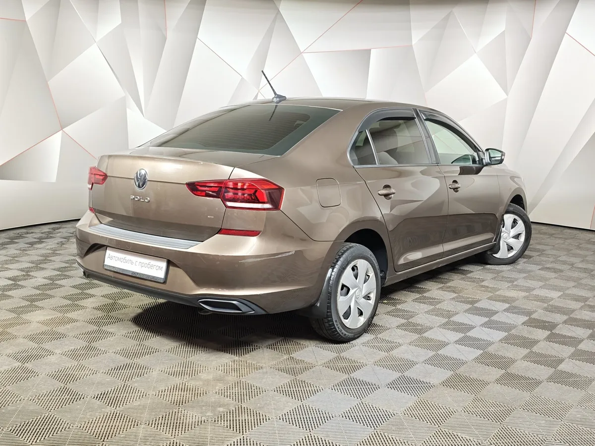 Volkswagen Polo 1.6 MPI AT (110 л.с.) Respect Коричневый в АВИЛОН. Слайд №2