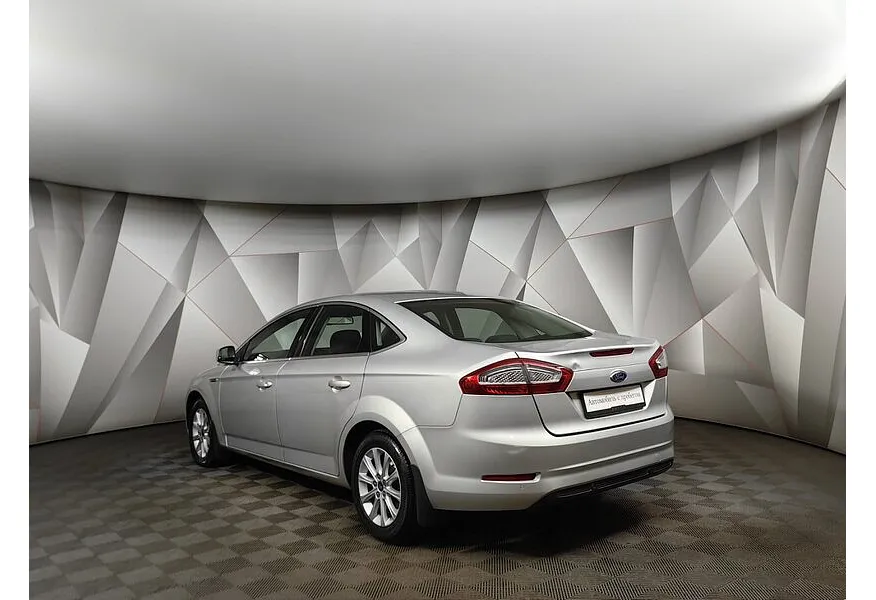 Ford Mondeo 2.3 AT (161 л.с.) Ambiente Серебристый в АВИЛОН. Слайд №4