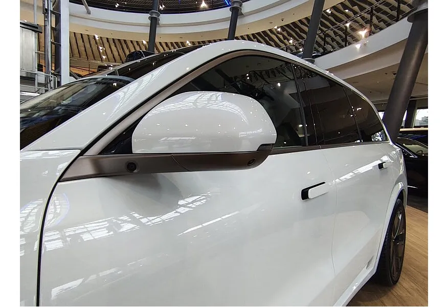 Li Auto L9 1.5 AT 4WD (449 л.с.) Ultra Белый в АВИЛОН. Слайд №18