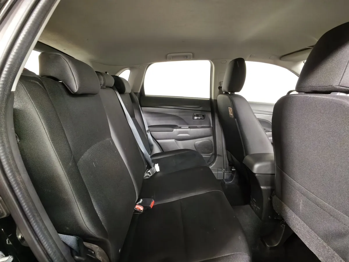 Mitsubishi ASX 1.6 MT 2WD (117 л.с.) Черный в АВИЛОН. Слайд №16