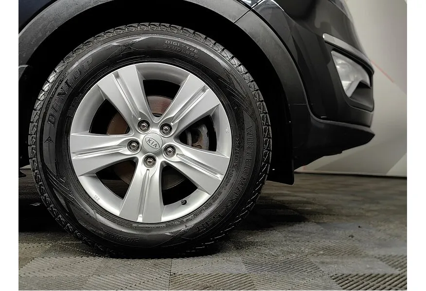 Kia Sportage 2.0 AT (150 л.с.) Черный в АВИЛОН. Слайд №9