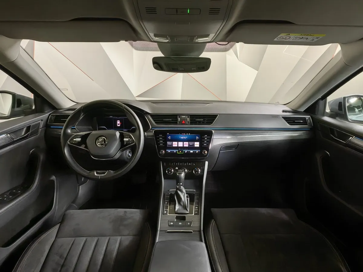 Skoda Superb 2.0 TSI DSG (190 л.с.) Серый в АВИЛОН. Слайд №13