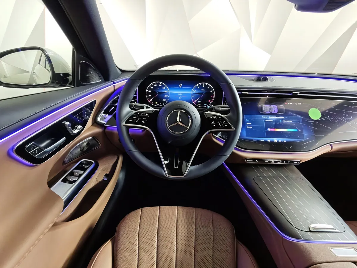 Mercedes-Benz E-Класс E 300 4MATIC (258 л.с.) Белый в АВИЛОН. Слайд №20