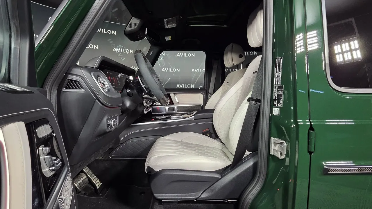 Mercedes-Benz G-Класс G 63 AMG Speedshift 4Matic (585 л.с.) Зеленый в АВИЛОН. Слайд №3