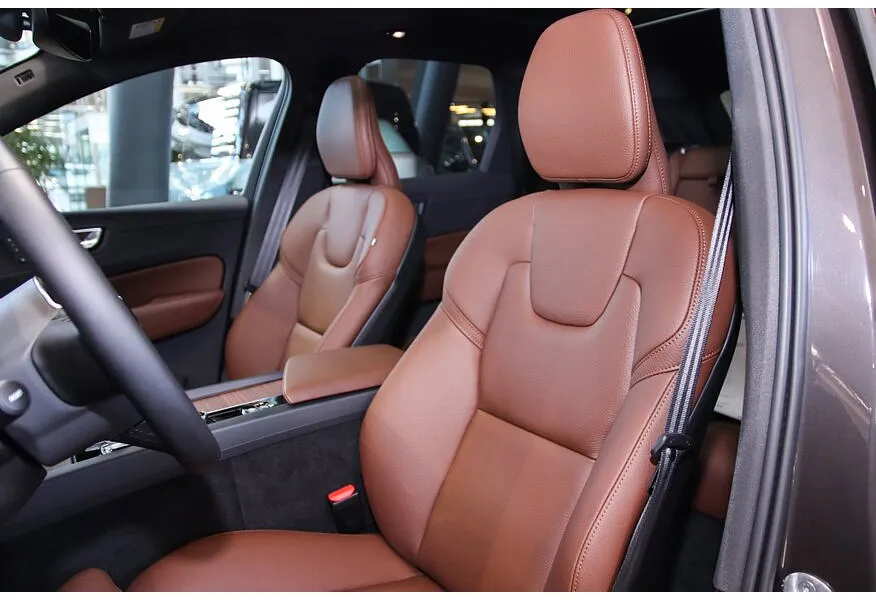 АВИЛОН - Volvo XC60 2.0 AT AWD (264 л.с.) Luxury Edition Серый - slide 3