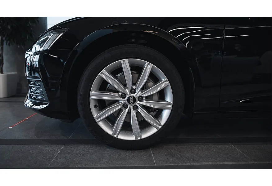 Audi A6 45 TFSI quattro S tronic (245 л.с.) Черный в АВИЛОН. Слайд №4