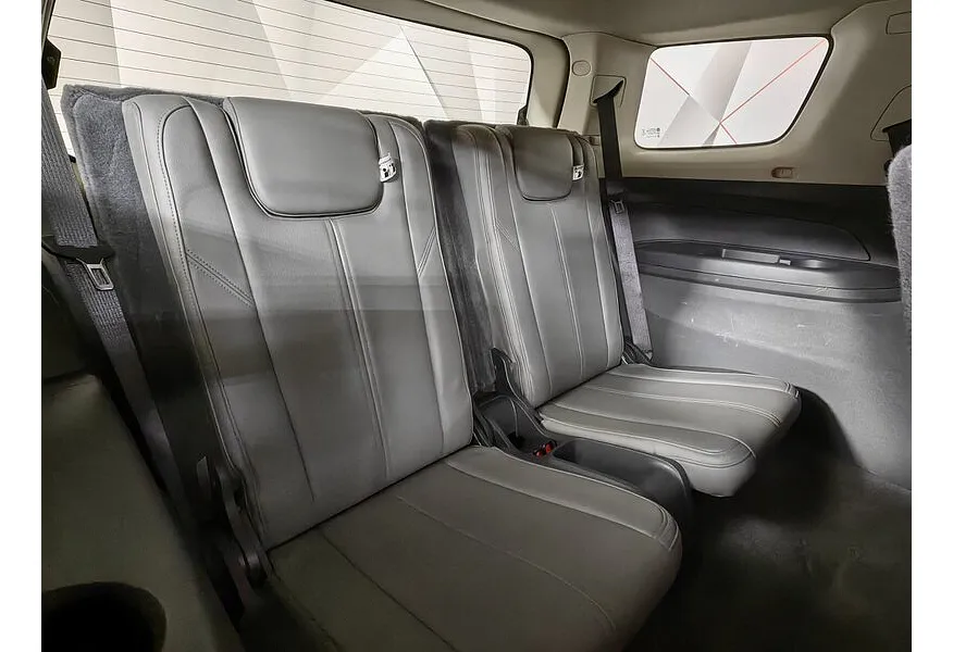 Chevrolet TrailBlazer 2.8 D AT AWD (180 л.с.) LT Черный в АВИЛОН. Слайд №24