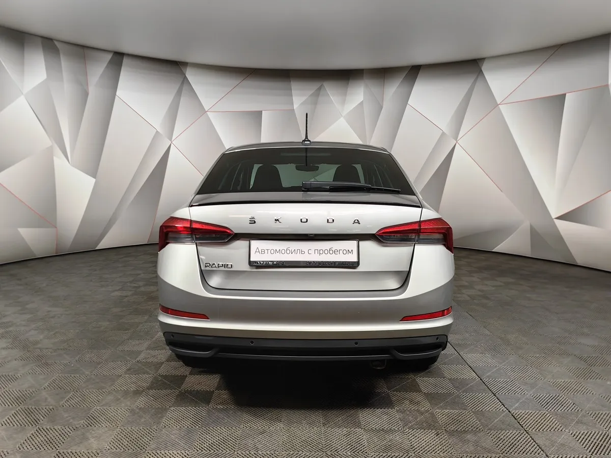Skoda Rapid 1.4 DSG (125 л.с.) Ambition Серый в АВИЛОН. Слайд №8