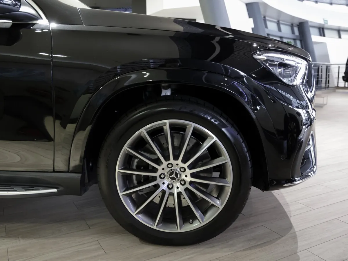 Mercedes-Benz GLE 450 4MATIC 9G-TRONIC (367 л.с.) Черный в АВИЛОН. Слайд №18