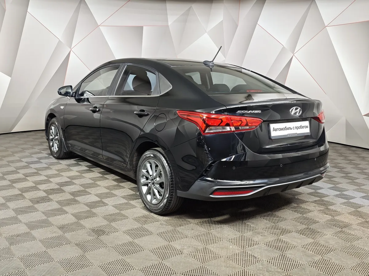 Hyundai Solaris 1.6 AT (123 л.с.) Elegance Черный в АВИЛОН. Слайд №4