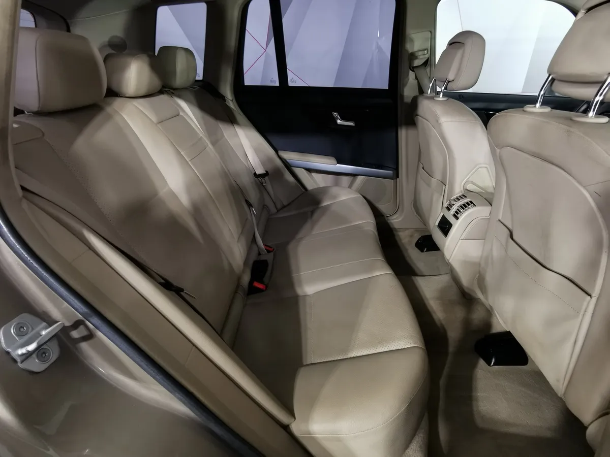 Mercedes-Benz GLK GLK 300 7G-Tronic Plus 4Matic (249 л.с.) Бежевый в АВИЛОН. Слайд №15