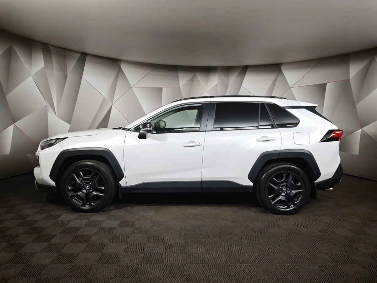 Toyota RAV4 2.0i CVT AWD (171 л.с.) Fashion Plus Белый в АВИЛОН. Слайд №5