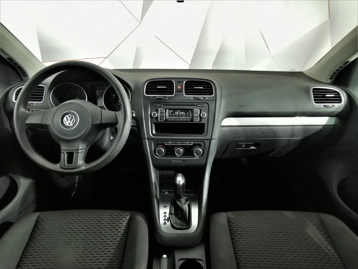 Volkswagen Golf 1.4 TSI DSG (122 л.с.) Trendline Белый в АВИЛОН. Слайд №12