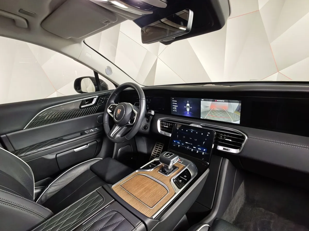 Hongqi E-HS9 AT 4WD (551 л.с.) 6 мест Делюкс Черный в АВИЛОН. Слайд №9