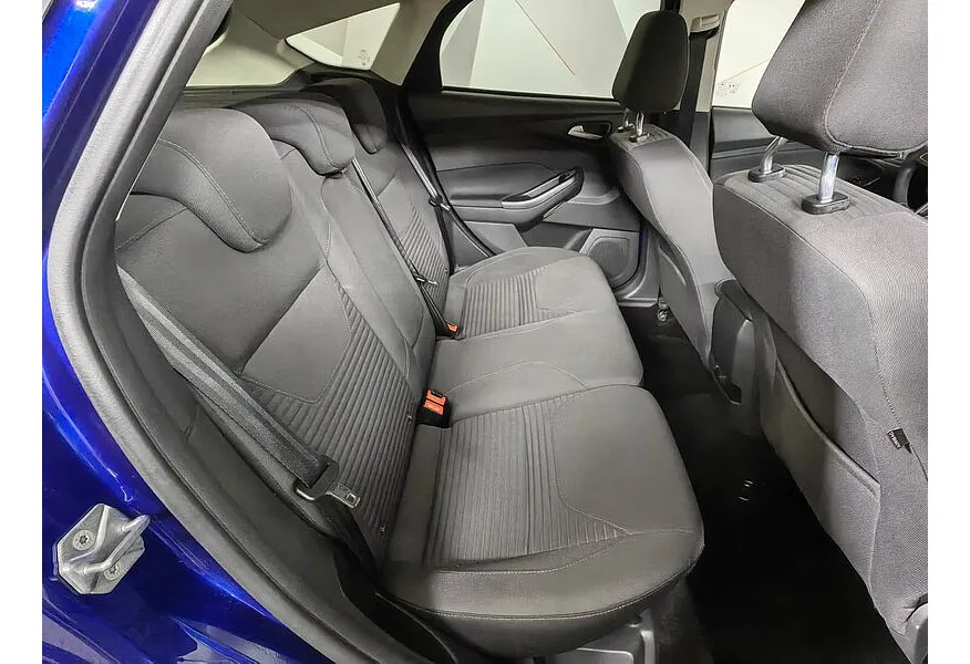 Ford Focus 1.6 Ti-VCT PowerShift (125 л.с.) Titanium Синий в АВИЛОН. Слайд №15