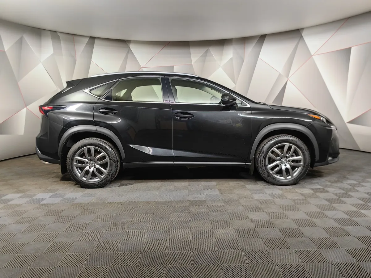 Lexus NX 200t АТ AWD (238 л.с.) Черный в АВИЛОН. Слайд №6