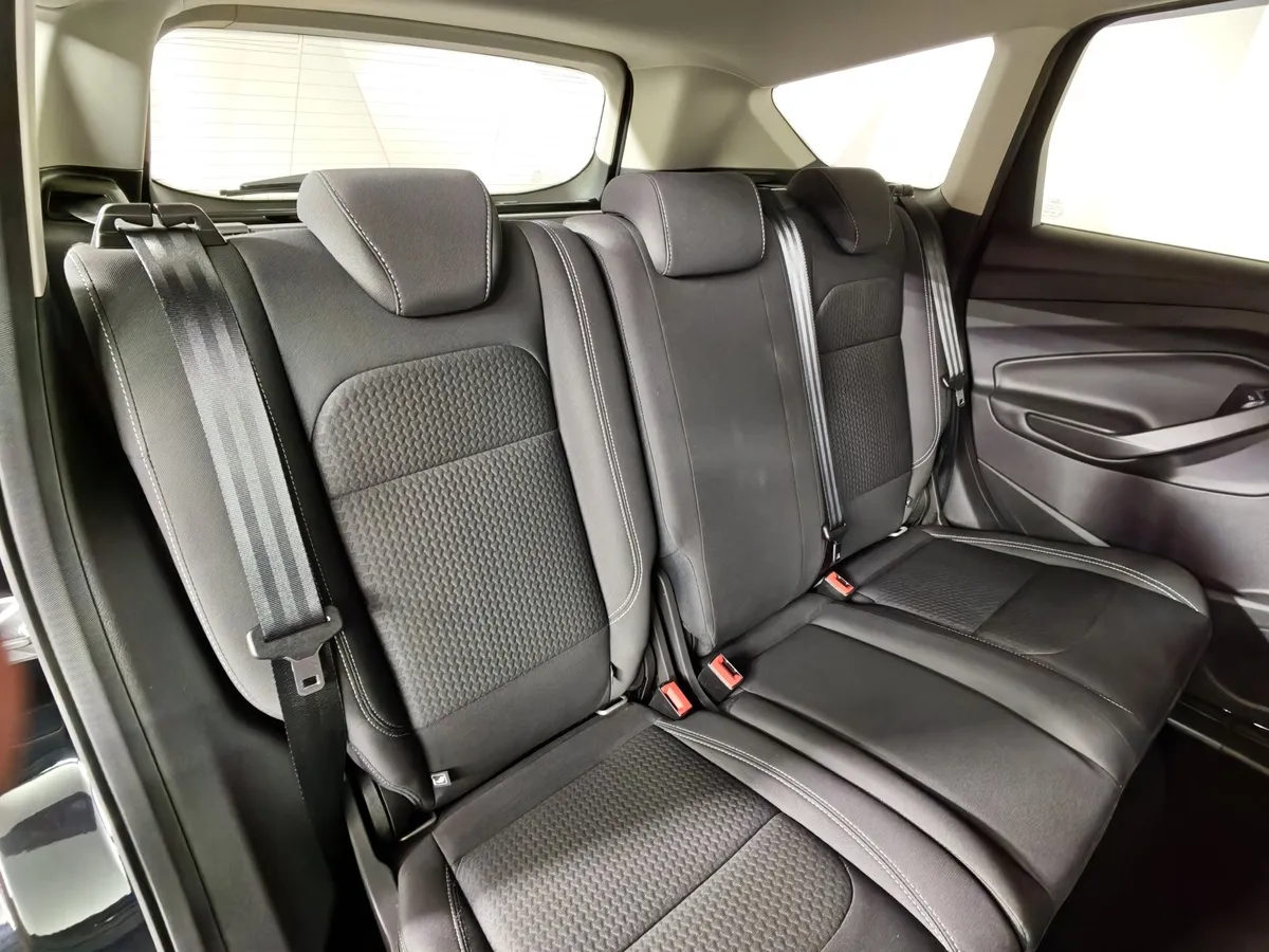 Ford Kuga 2.5 AT (150 л.с.) Trend Черный в АВИЛОН. Слайд №17