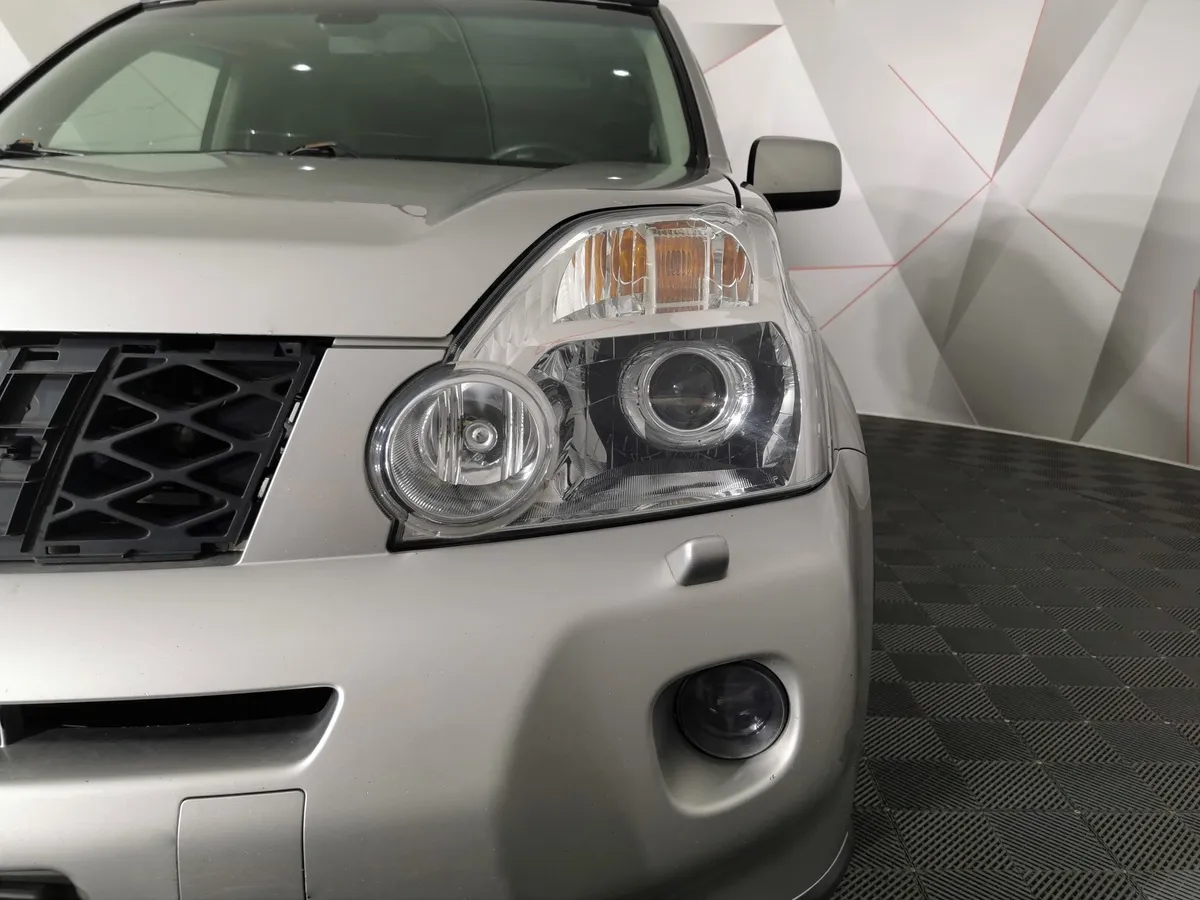 Nissan X-Trail 2.0 CVT AWD (141 л.с.) Серебристый в АВИЛОН. Слайд №10