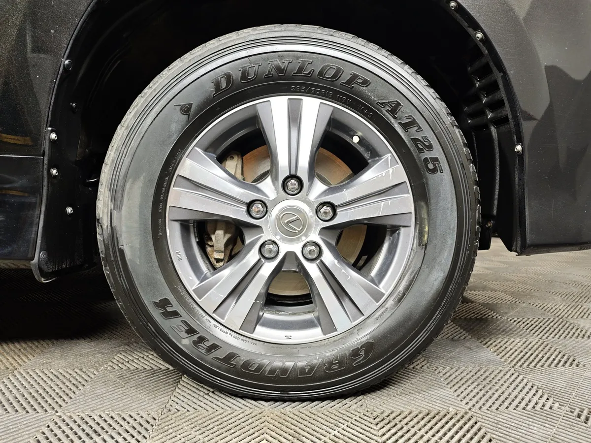 Lexus LX 450d AT (272 л.с.) Черный в АВИЛОН. Слайд №9