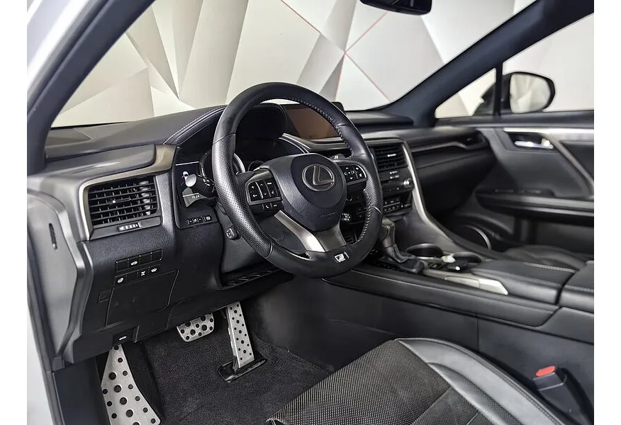 Lexus RX 2.0 AT AWD (238 л.с.) Luxury Белый в АВИЛОН. Слайд №18